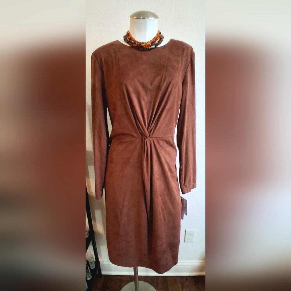 👗IT'S A SALE!! Nicole Miller Elegant Long-Sleeve Brown Dress👗